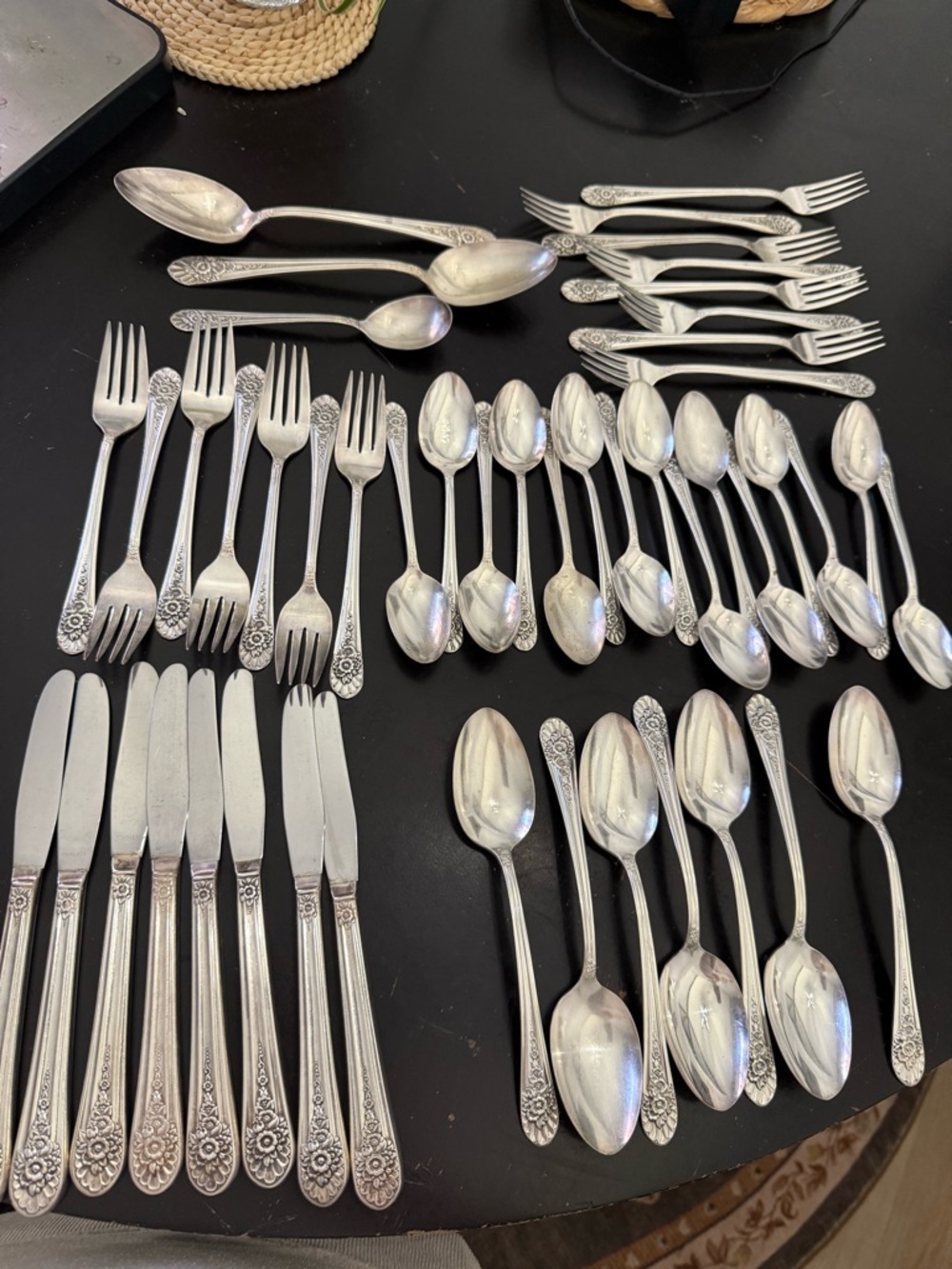 VTG Wm.Rogers Mfg.Co. AA “Jubilee” Silverplate Flatware Set 47Pieces(serving)